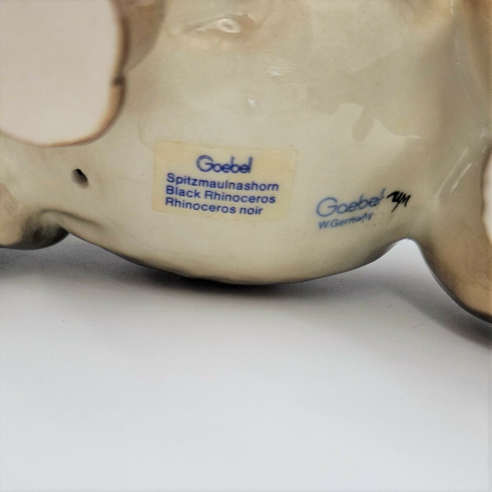 Göbel Porcelain Figure. Black Rhino. 1970   1975 photo vinterior