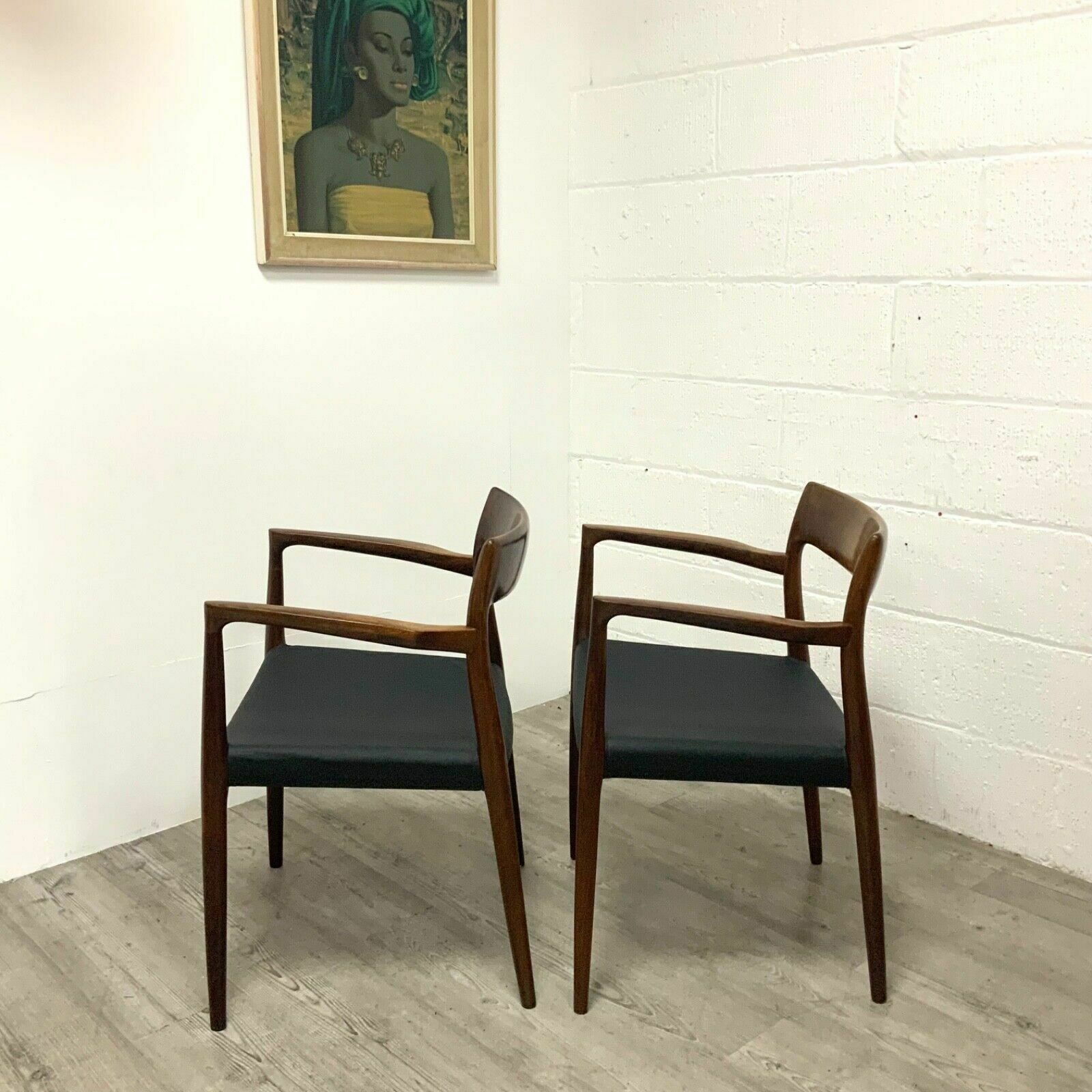 A Pair Of Niels Otto Moller Rosewood Model 57 Office Dining Chairs In Black Leather Rare photo Furniture