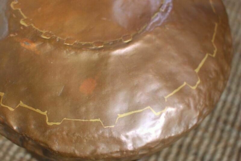 photo furniture Heavy Vintage Quality French Hammered Copper Pot/Cauldron Planter 19th Century