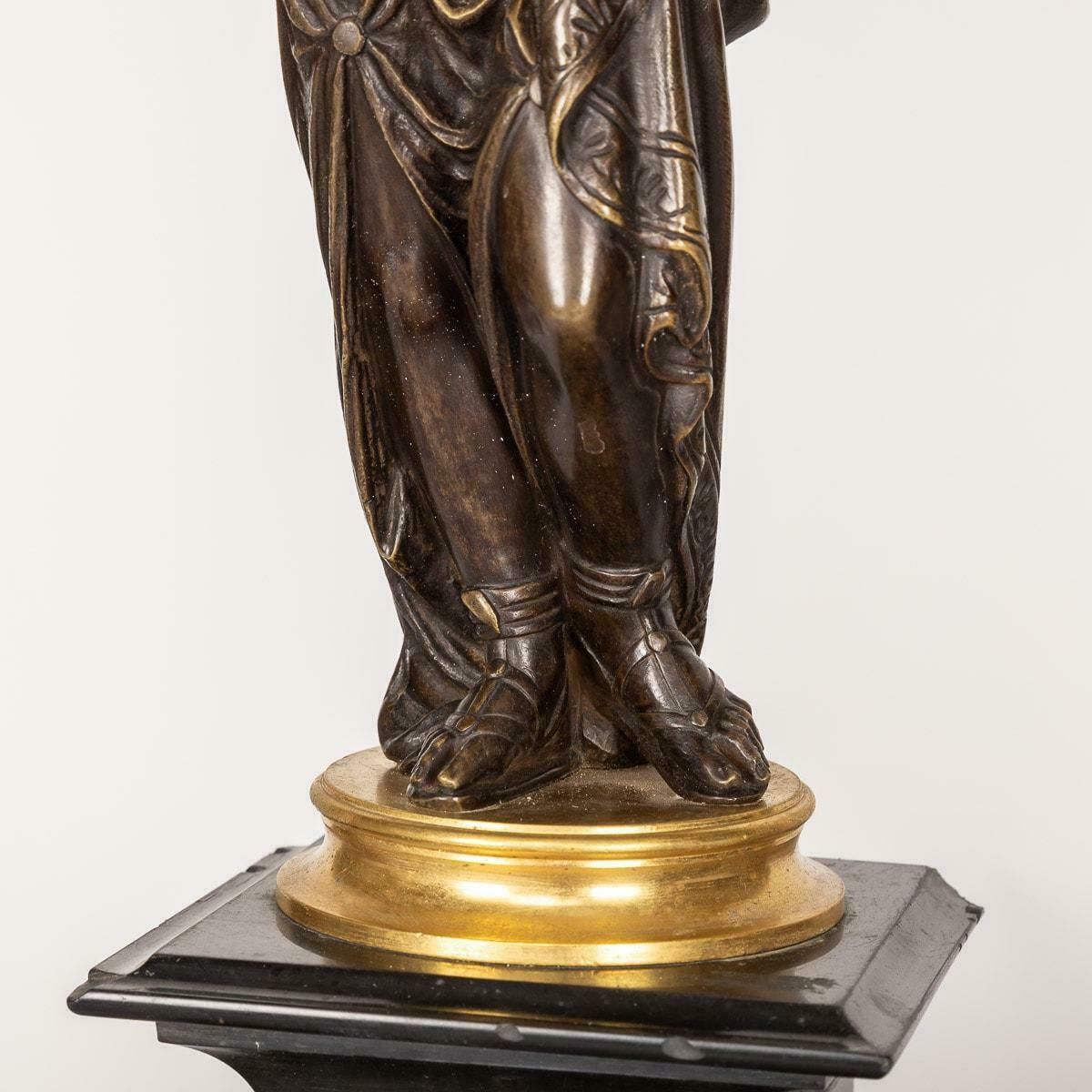 photo vinterior 19th Century French Pair Of Ormolu Bronze Candelabra On Black Marble C.1870