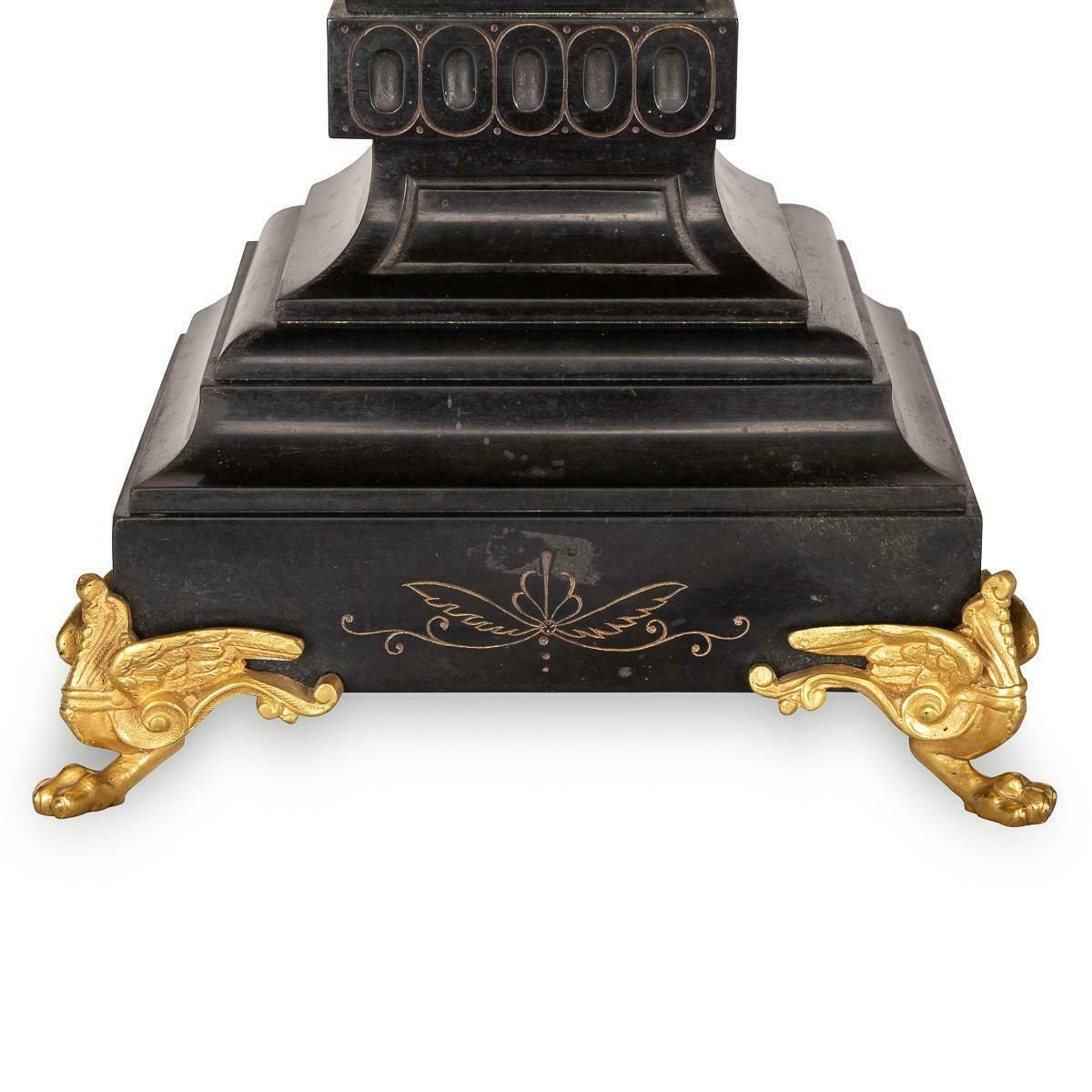 photo vintage 19th Century French Pair Of Ormolu Bronze Candelabra On Black Marble C.1870