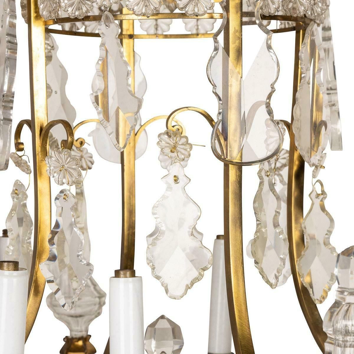 19th Century French Ormolu & Cut Crystal Chandelier, C.1860 photo vinterior