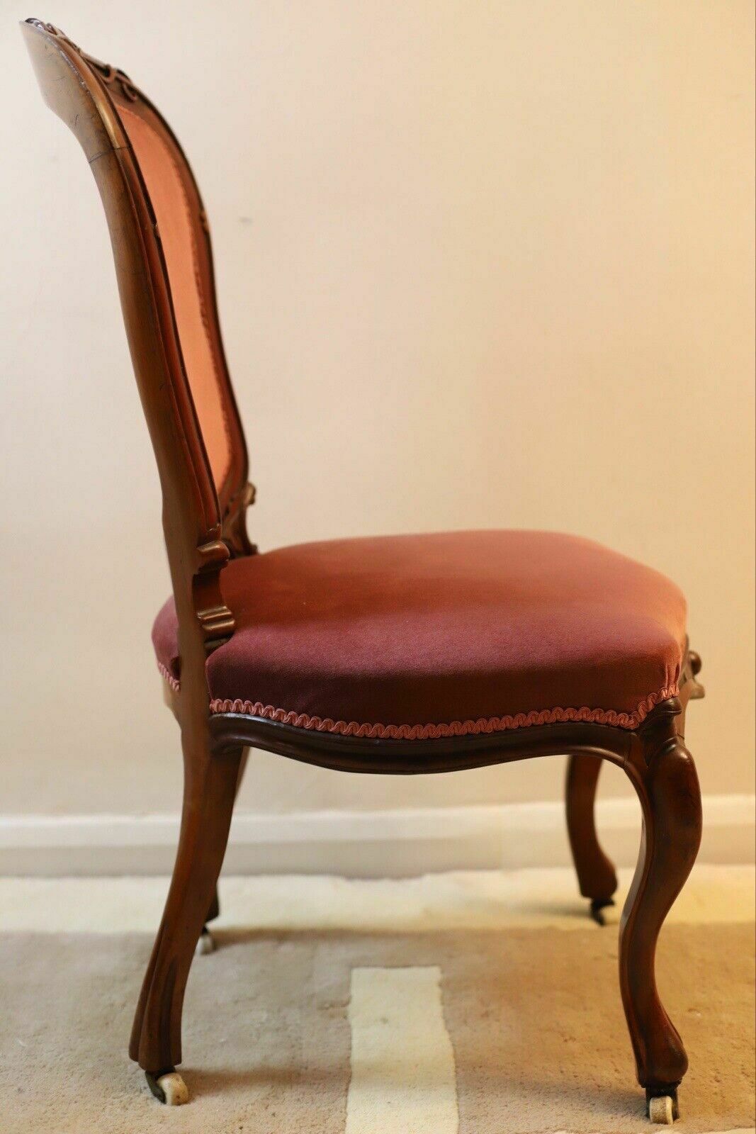 A 19th Century Continental Carved Walnut Show Frame Dining Chair photo vintage