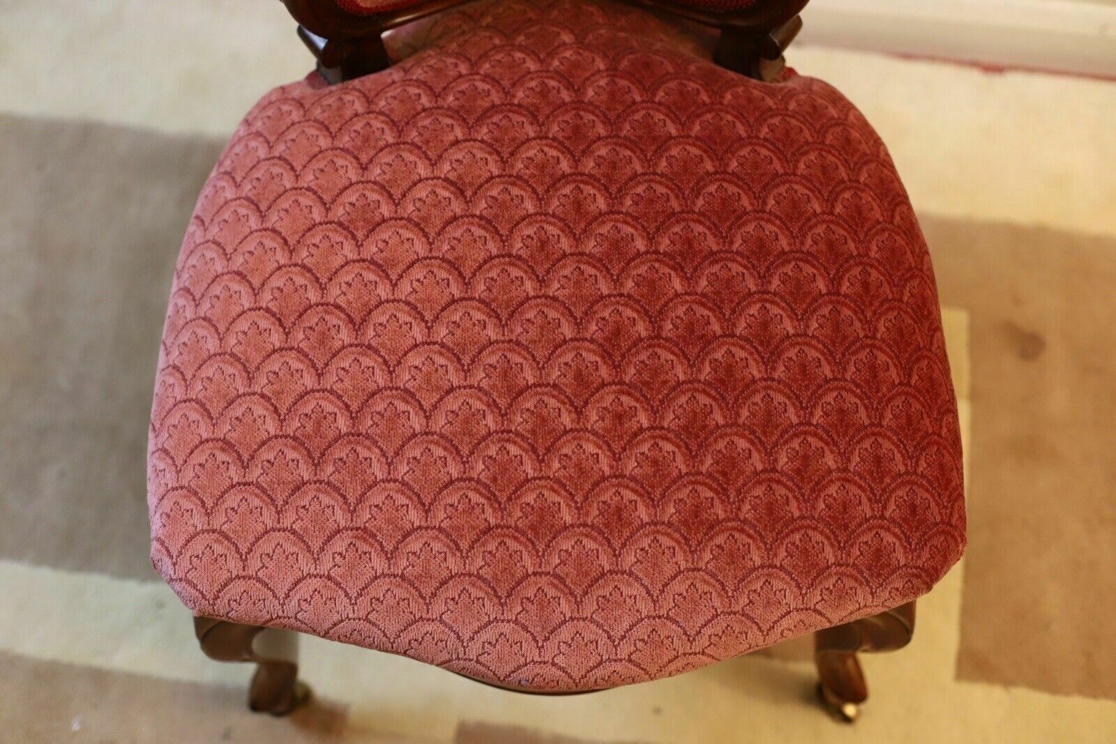 photo furniture A 19th Century Continental Carved Walnut Show Frame Dining Chair