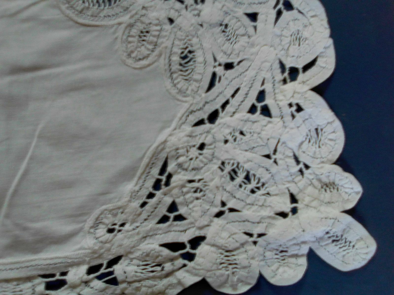 Vintage French Cotton Richelieu Lace Table Runner And 4 Napkins, Table Doily Lace Edging And Serviettes photo for sale
