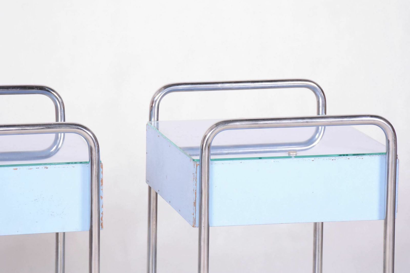Bauhaus Pair Of Bed Side Tables, Mücke Melder, Plywood, Chrome Plated Steel, Glass, Czechia, 1930s photo Furniture