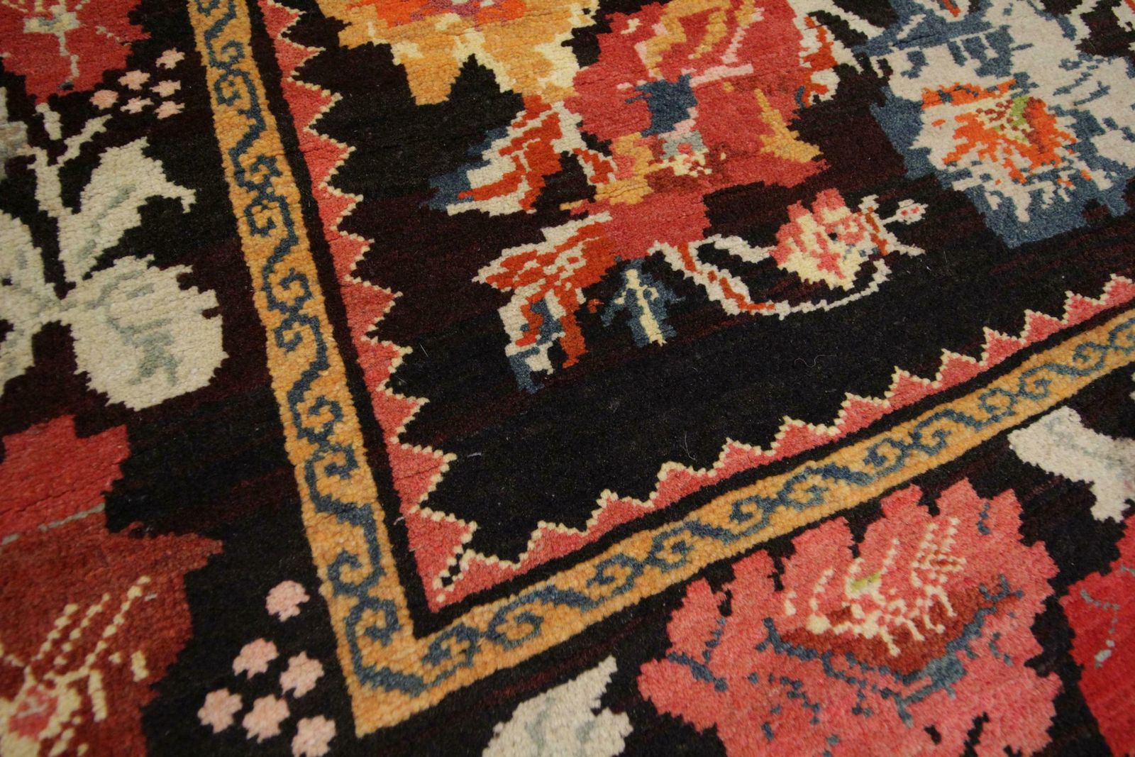 Antique Rug Caucasian Karabagh, Handmade Carpet Oriental Rug, Floral Area Rugs photo 2900.0