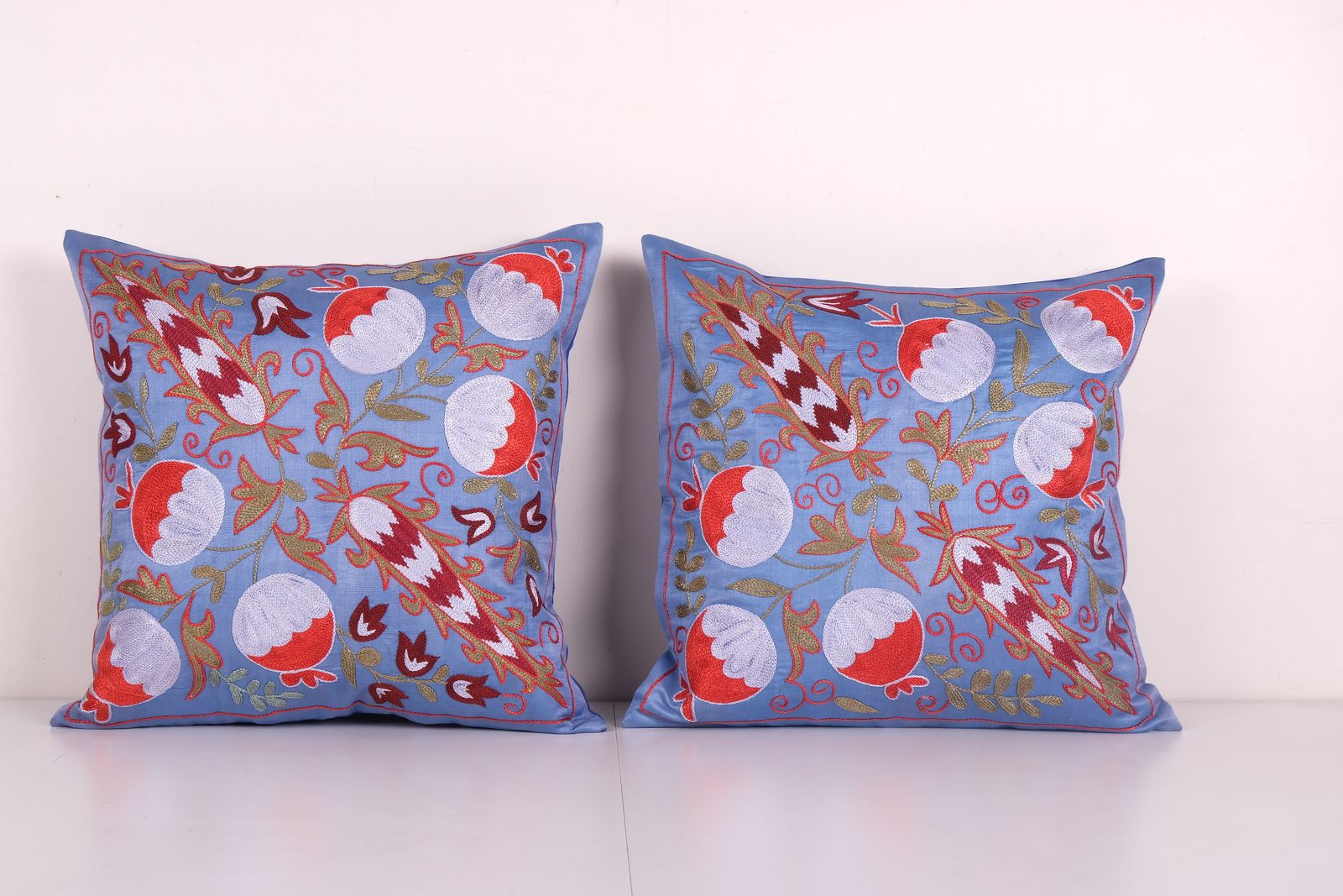 Pair Suzani Silk Cushion Cover From Uzbekistan, Set Of Two Embroidered Suzani Floral Pattern Boho Pillow 19'' X 19''
