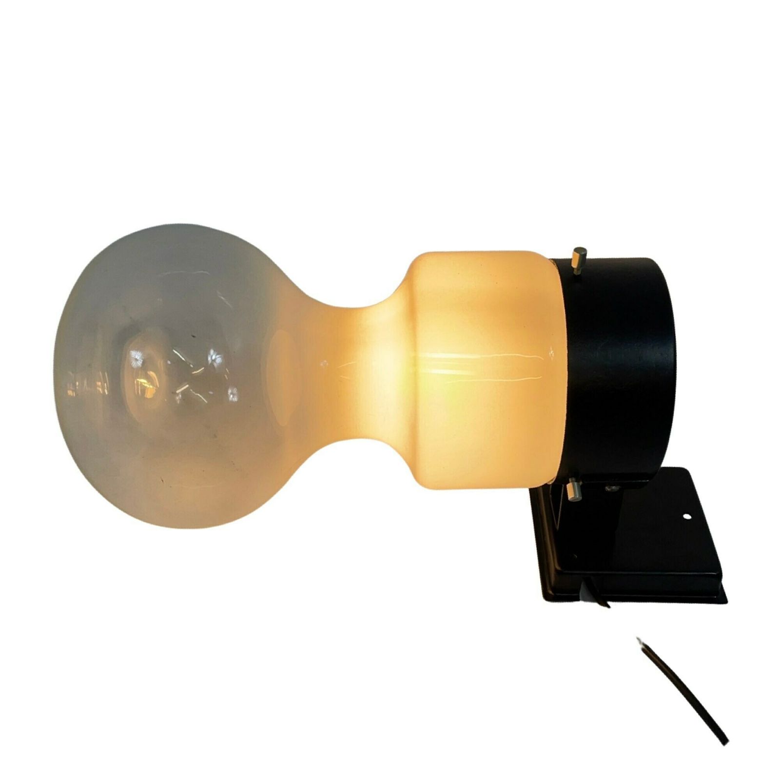 Space Age Design   Raak Amsterdam   P 1262   Dauwdruppel (Dewdrop)   Wall Lamp   Repainted And Rewired