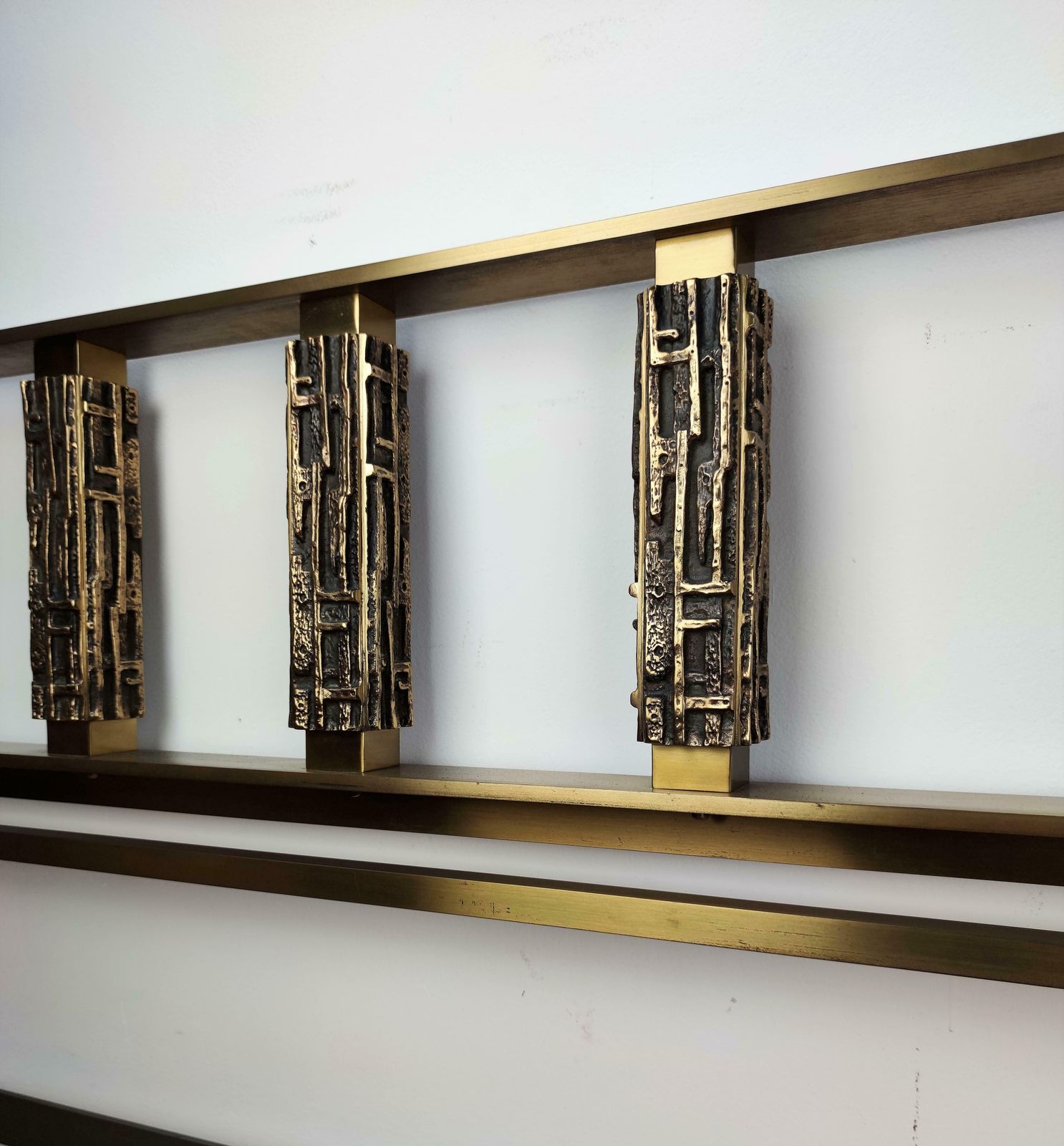 1960s Italian Luciano Frigerio Brutalist Sculpture Bronze Brass Bed Headboard photo furniture