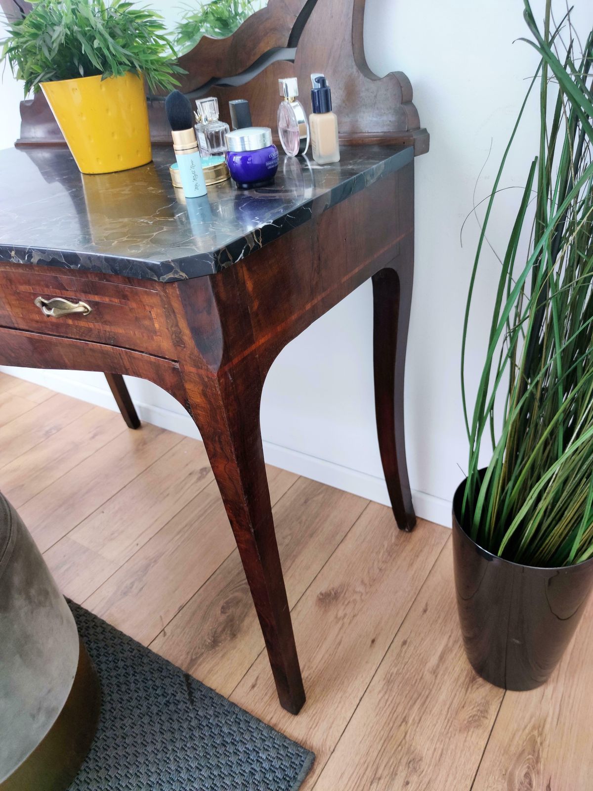 1940s Italian Art Deco Burl And Marble Vanity Dressing Table With Beveled Mirror photo Furniture