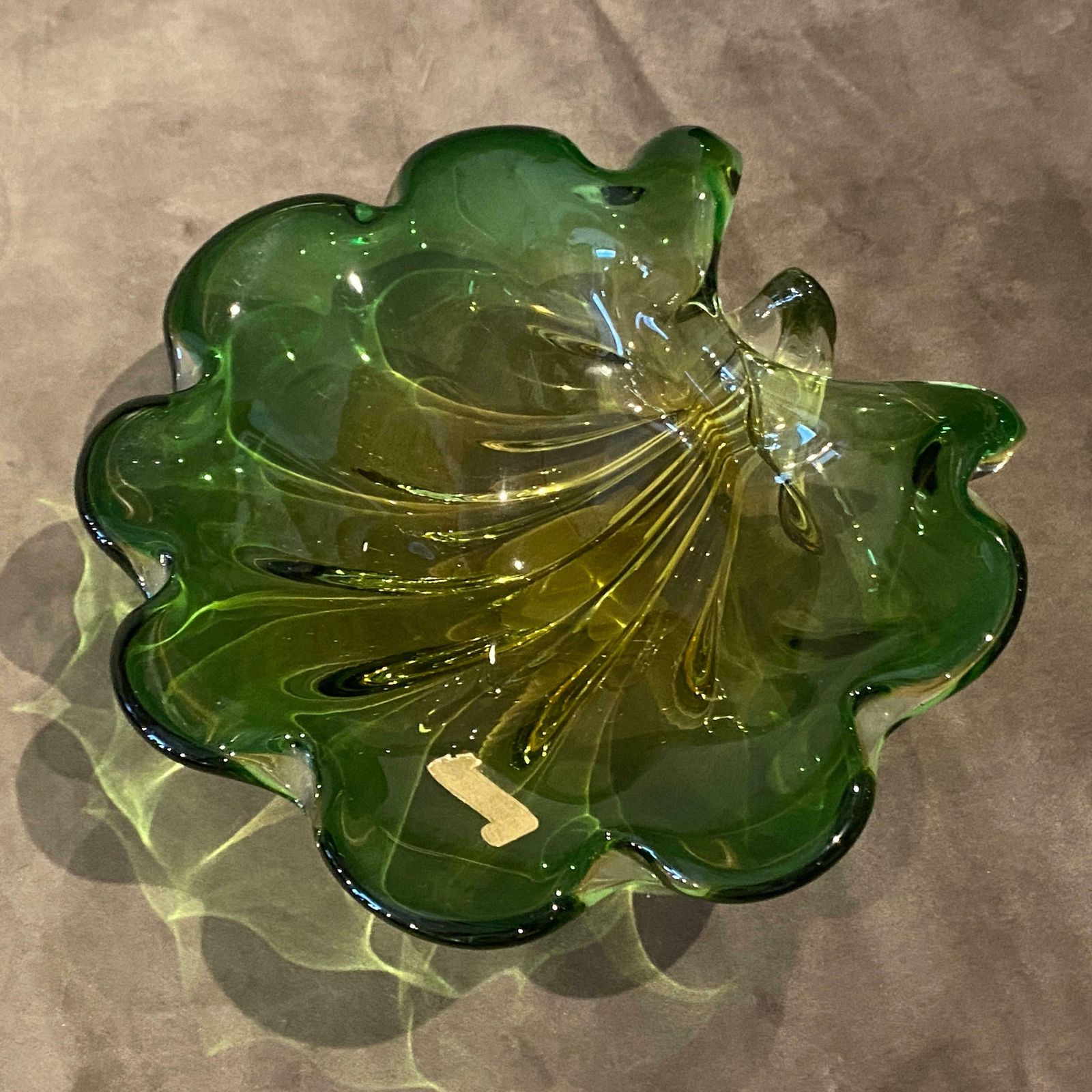 1970s Mid Century Modern Green And Yellow Murano Glass Sea Shell Bowl By Seguso photo for sale