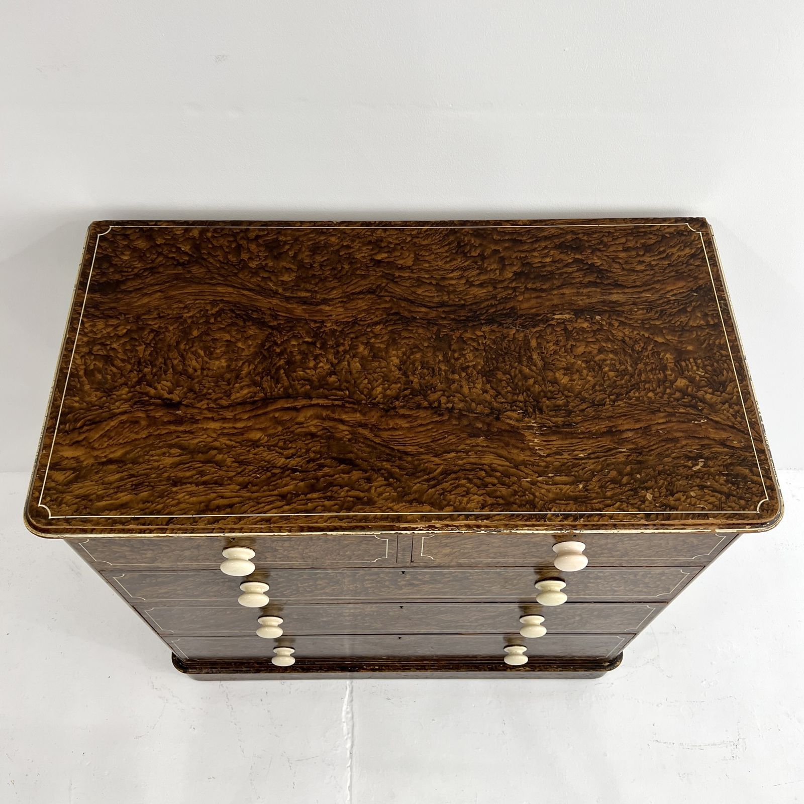 A Victorian Chest Of Drawers With A Line And Scumble Glaze Finish photo 1450.0