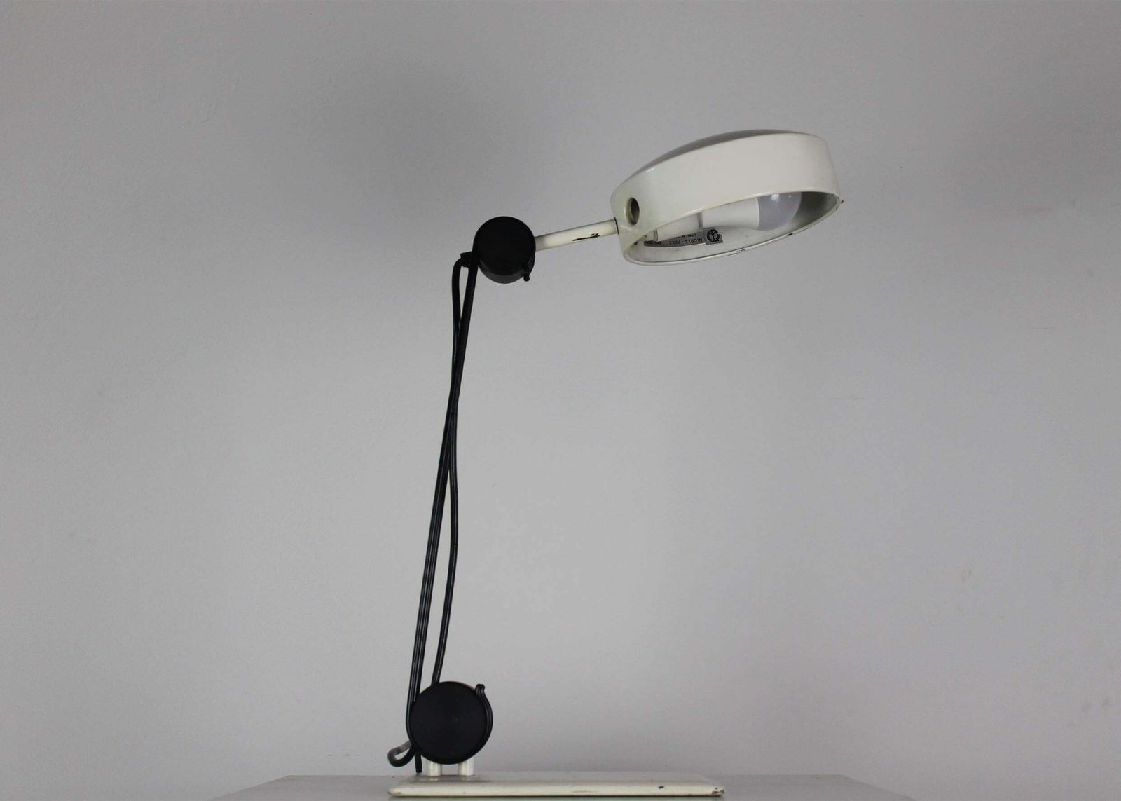 Desk Lamp Zeta Or 665 White Metal By Martinelli Luce 1970s photo furniture