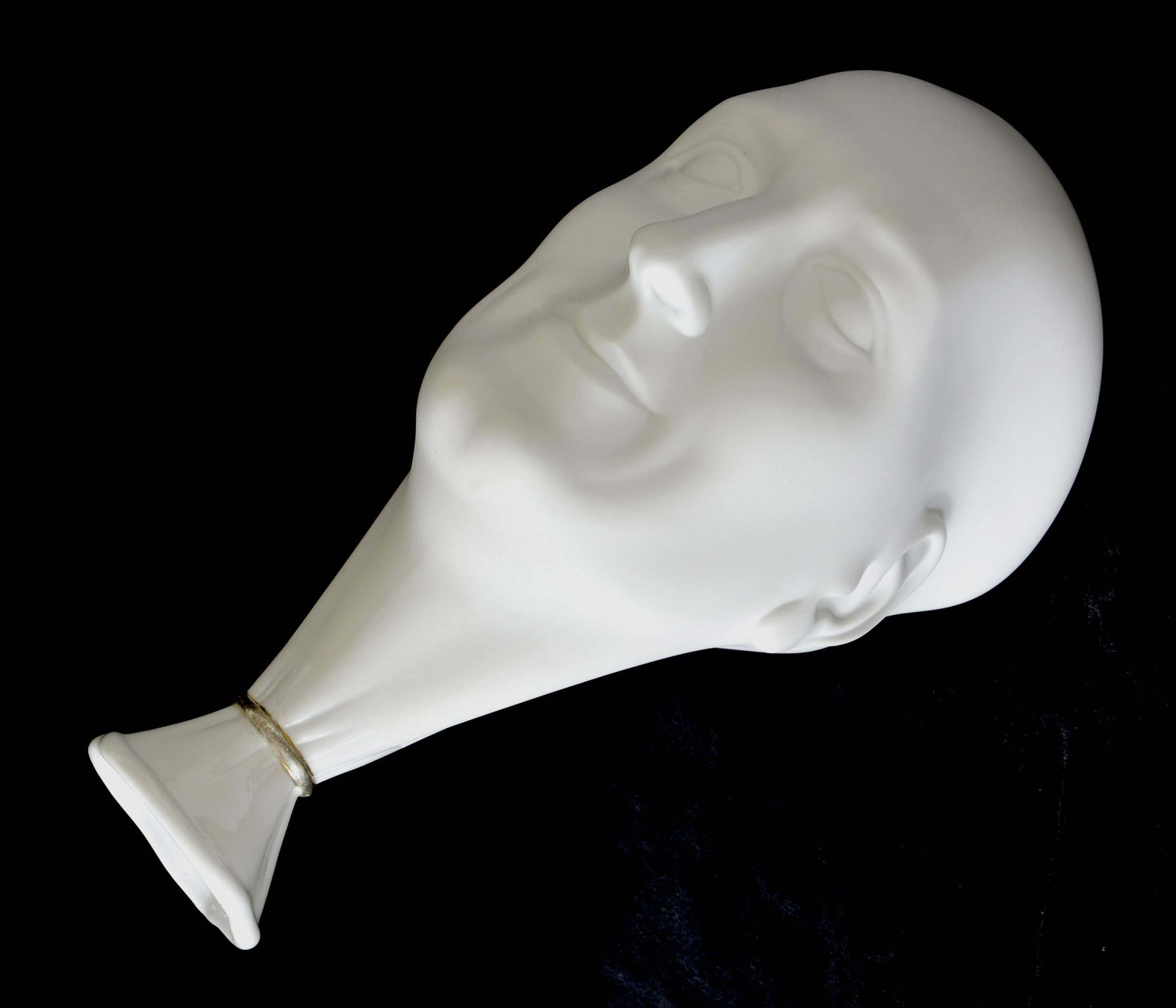 Ilona Romule Vase. A Man's Head (Black) Porcelain. photo Home Decor