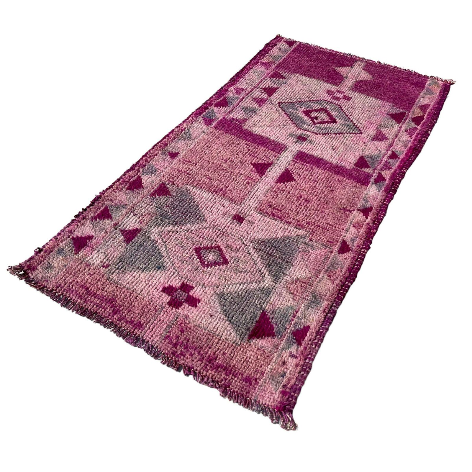 Traditional Vintage Kurdish Herki Rug , 170 X 81 Cm photo furniture