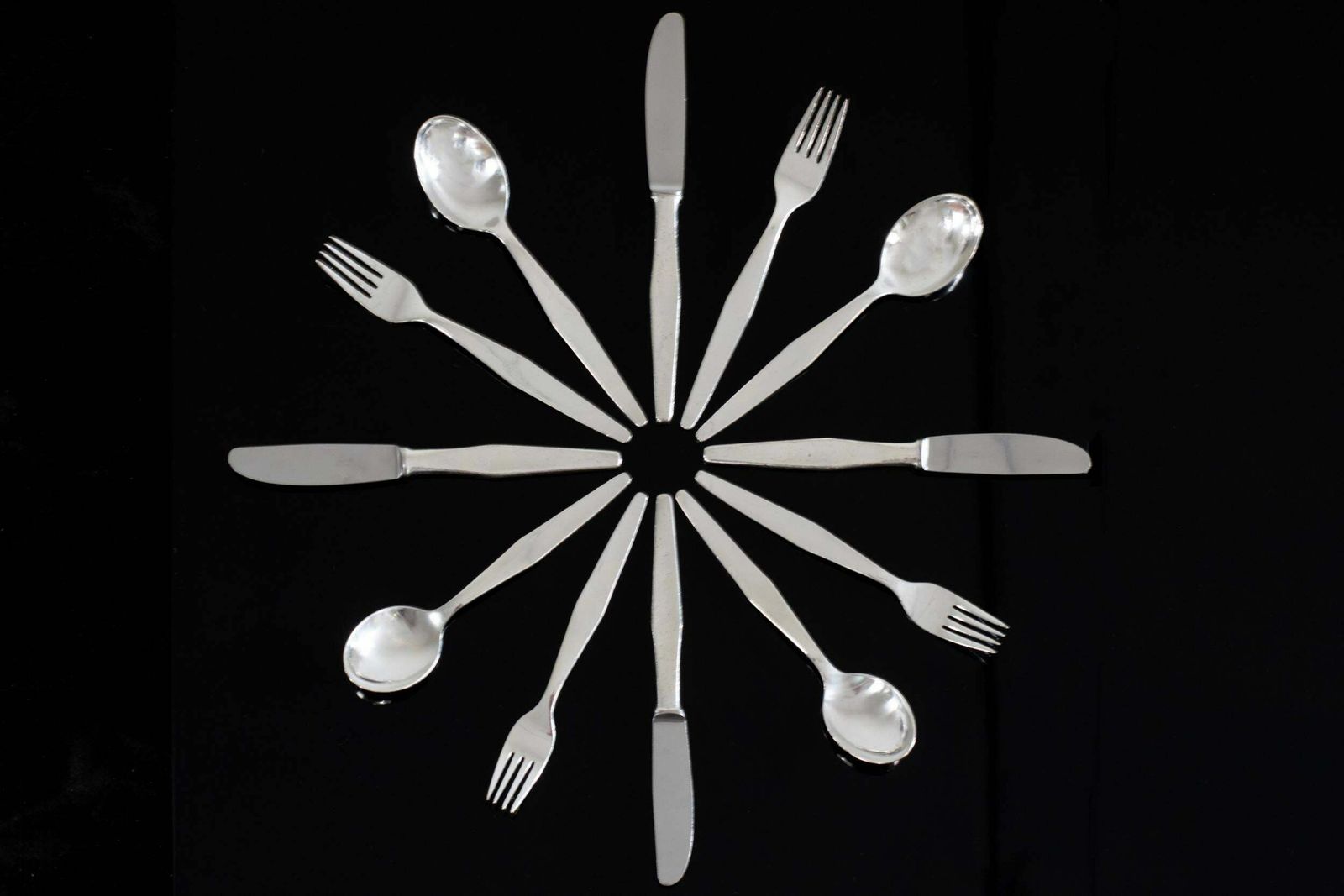 Gio Ponti Cutlery Set For Twelve In Nickel Silver By Krupp Italy 1950s photo vintage