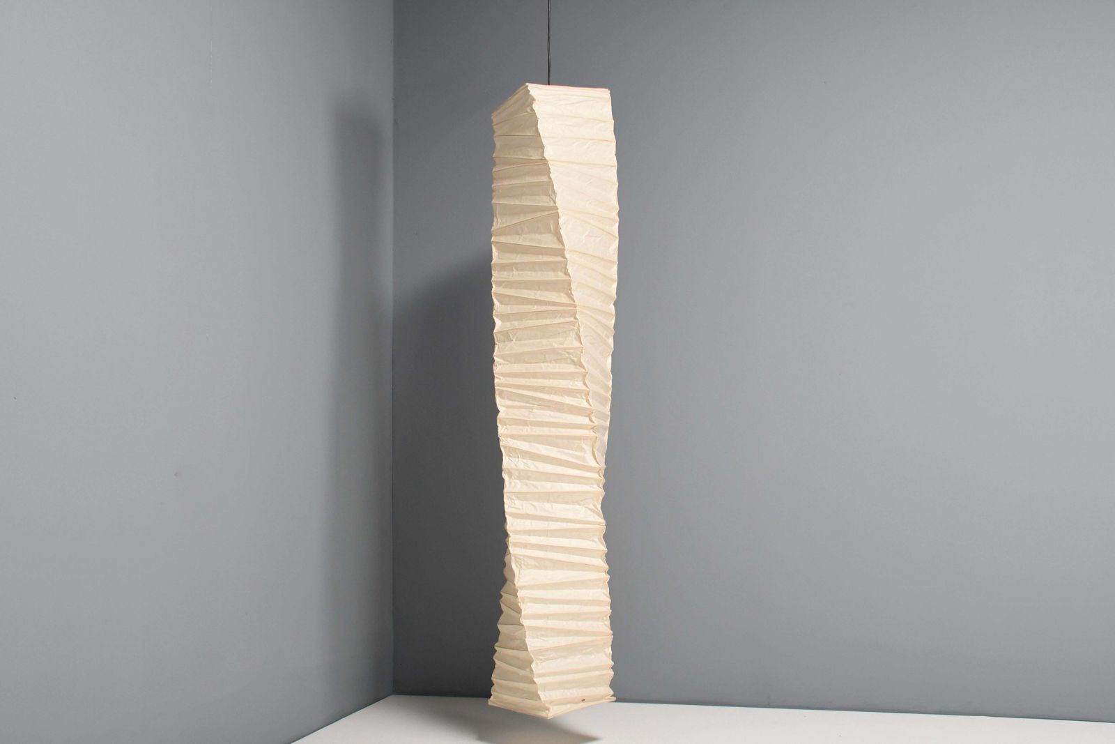 Large Early J1 Akari Pendant By Isamu Noguchi For Ozeki, 1950s photo furniture
