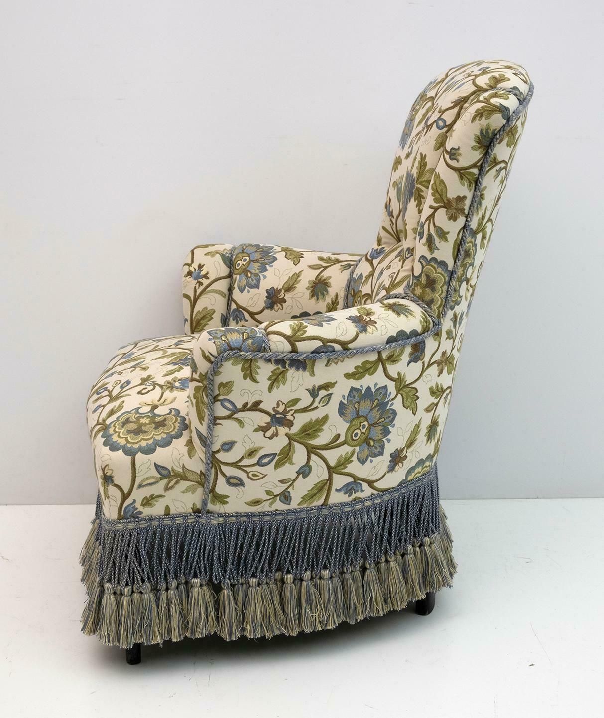 photo furniture Pair Of Rare 19th Century Napoleon III Brocade Armchairs