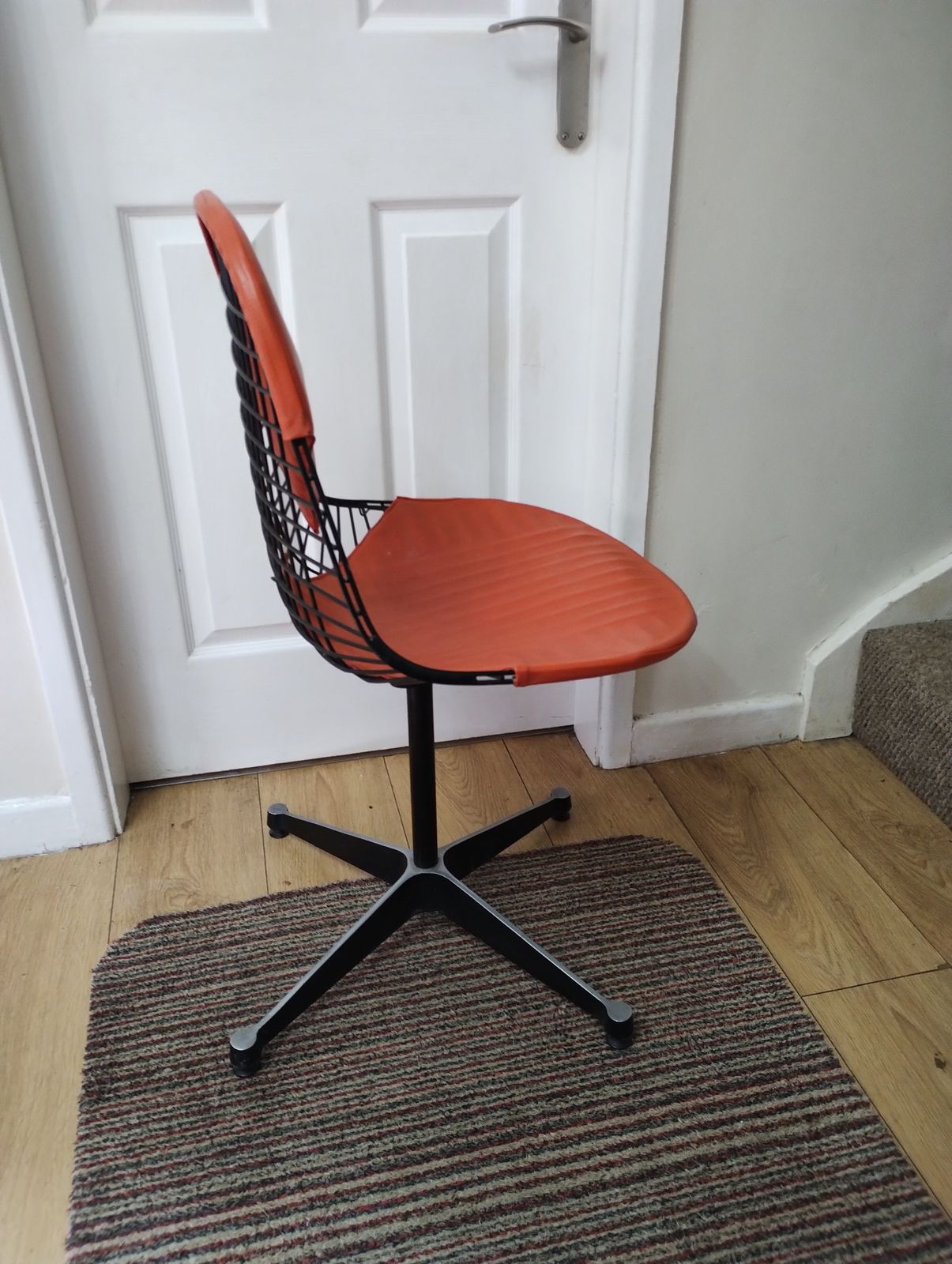Original Herman Miller Eames Pkc 2 Bikini Pad Wired Swivel Chair photo for sale