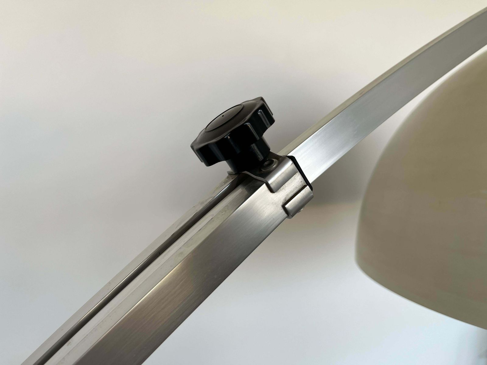 Design Mid Century Harvey Guzzini Style Adjustable Floor Arc Lamp , Around 1970 photo 1740.0