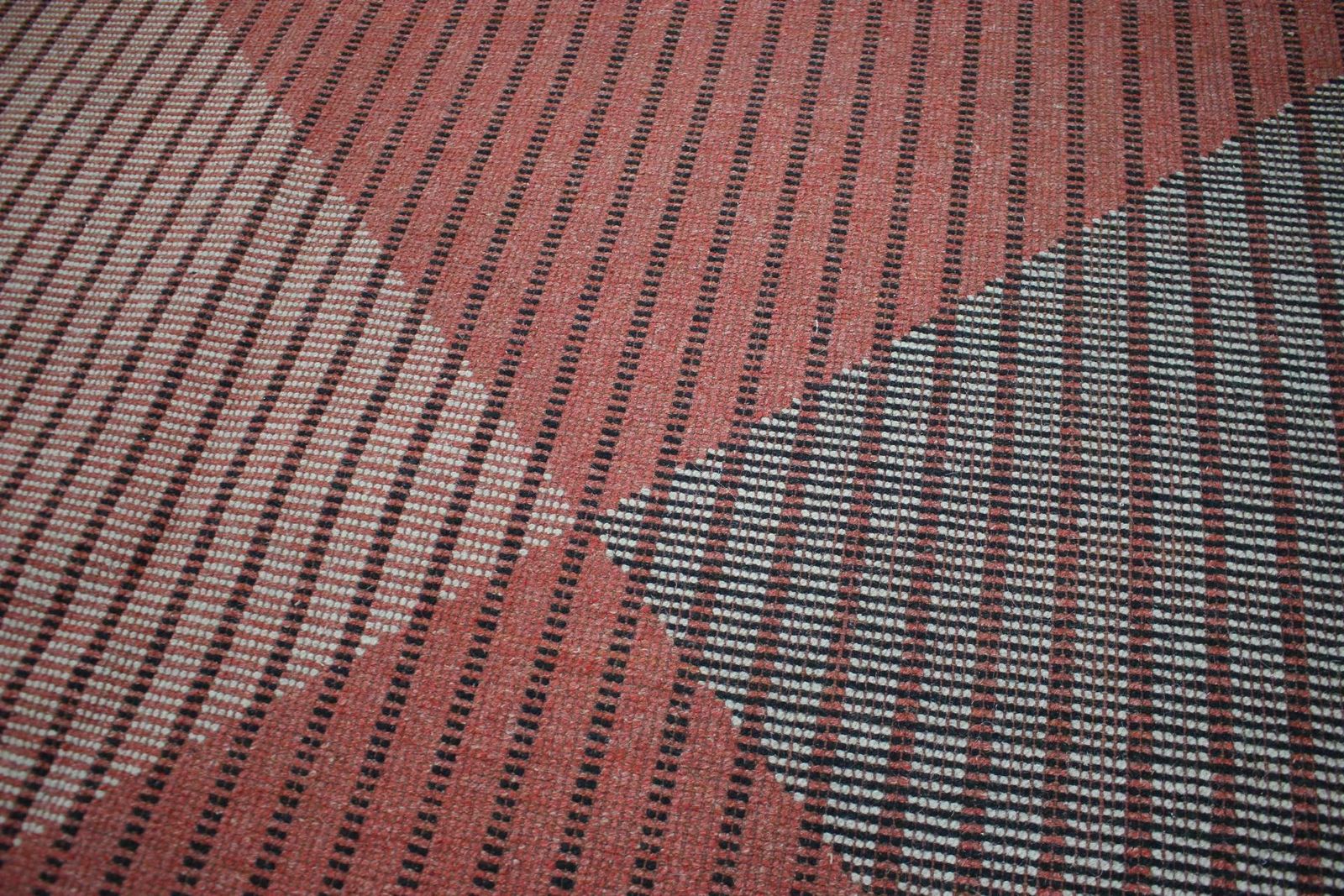 Xl Mid Century Bouclé Abstract Design Geometric Rug / Carpet, 1950s photo buy