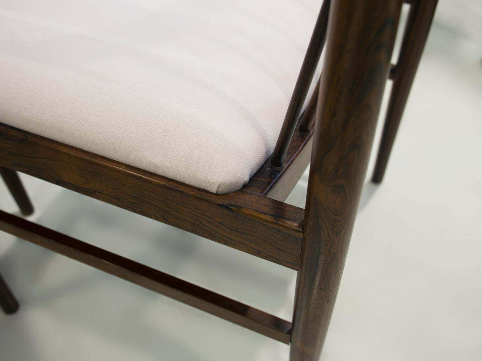 photo furniture Set Of Six Arne Vodder Model 422 Wooden Dining Chairs With Fabric Upholstery