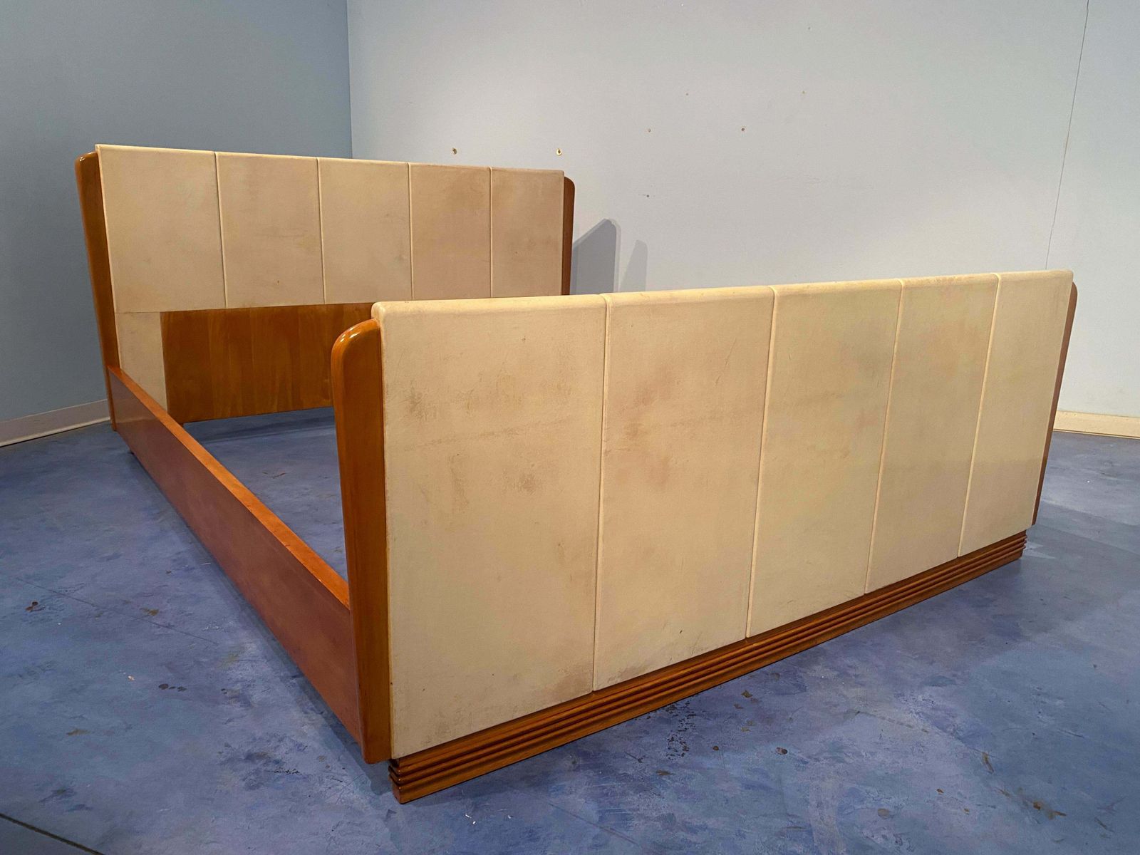 Italian Midcentury Cherry Parchment Bed By Osvaldo Borsani, 1950s photo buy