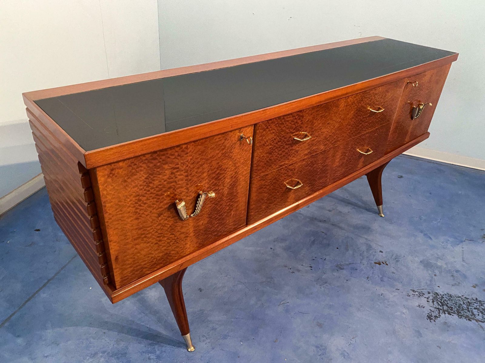 photo vinterior Italian Midcentury Amboyna Briar Sideboard By Vittorio Dassi, 1950s