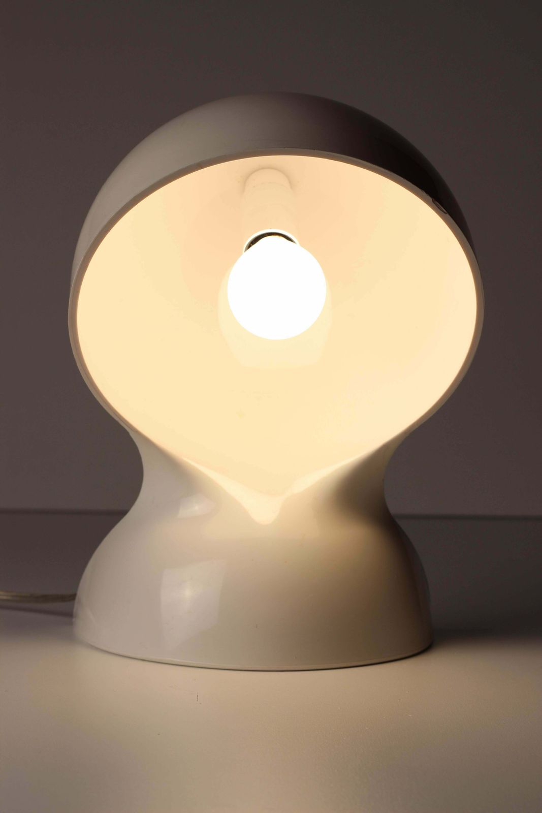 Dalu Table Lamp By Vico Magistretti For Artemide photo vintage