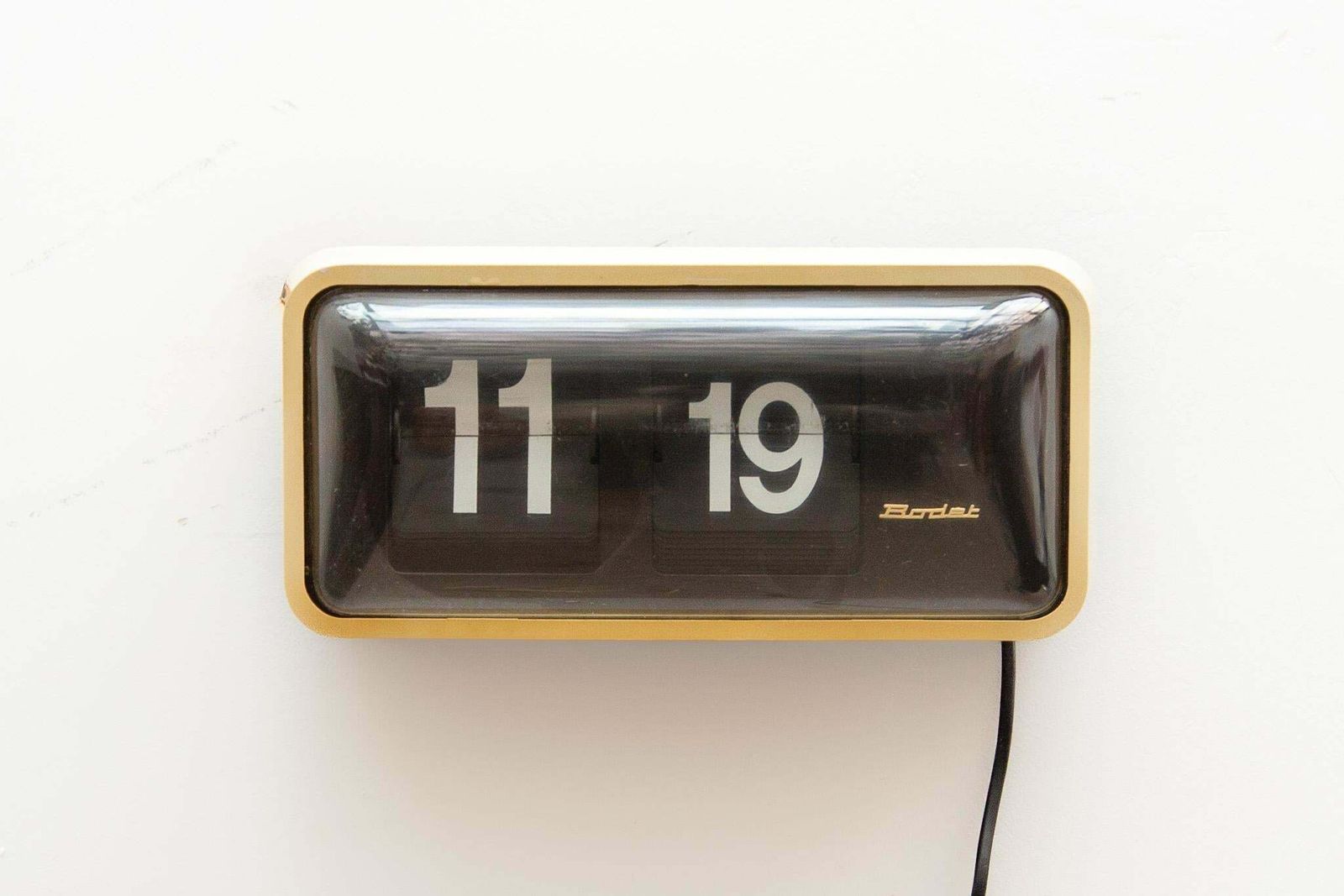 Black And White Flip Clock Large Station, Factory Clock 1970s, France photo vintage