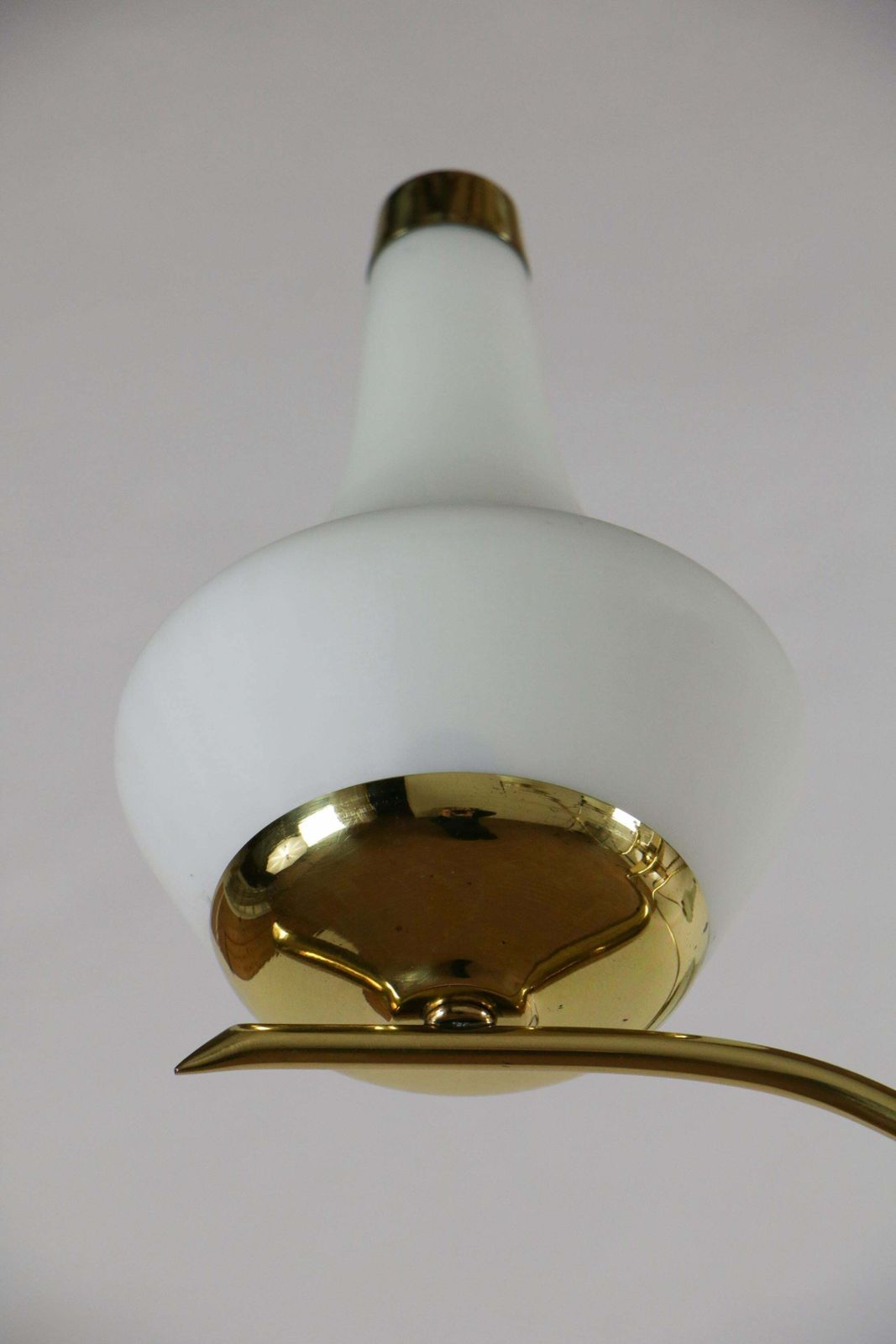 photo vinterior Italian Midcentury Six Lights Gold And Ivory Chandelier Attributed To Stilnovo