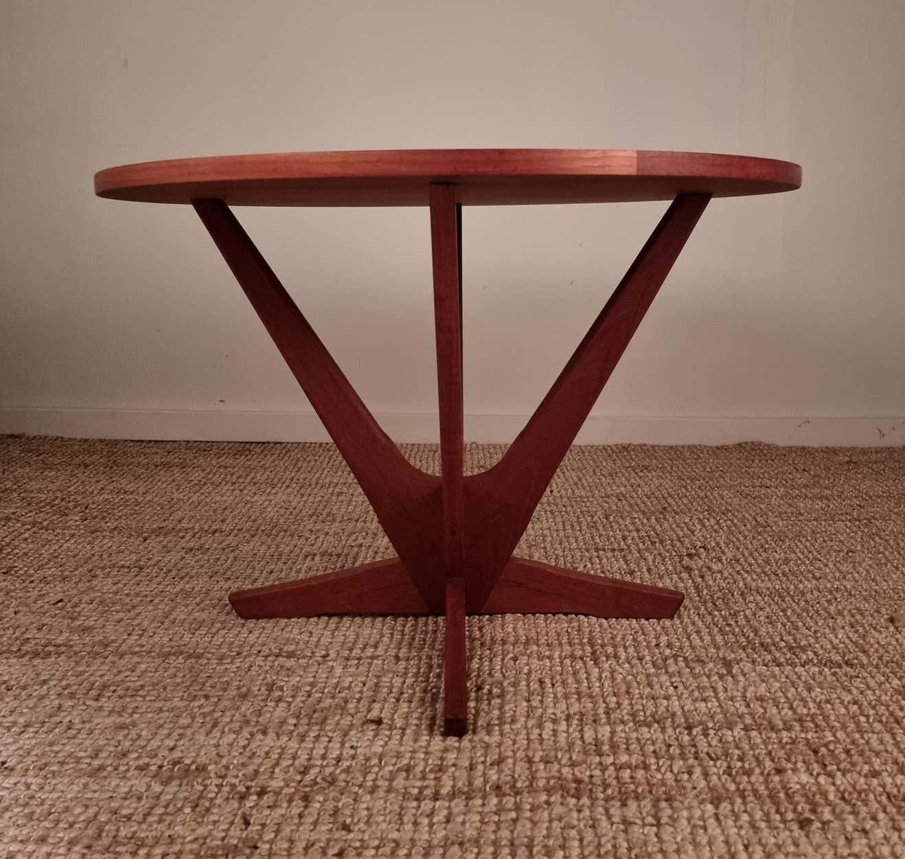 photo furniture Søren Georg Jensen, Coffee Table ''Kubus'' For Tønder Møbelfabrik, Midcentury
