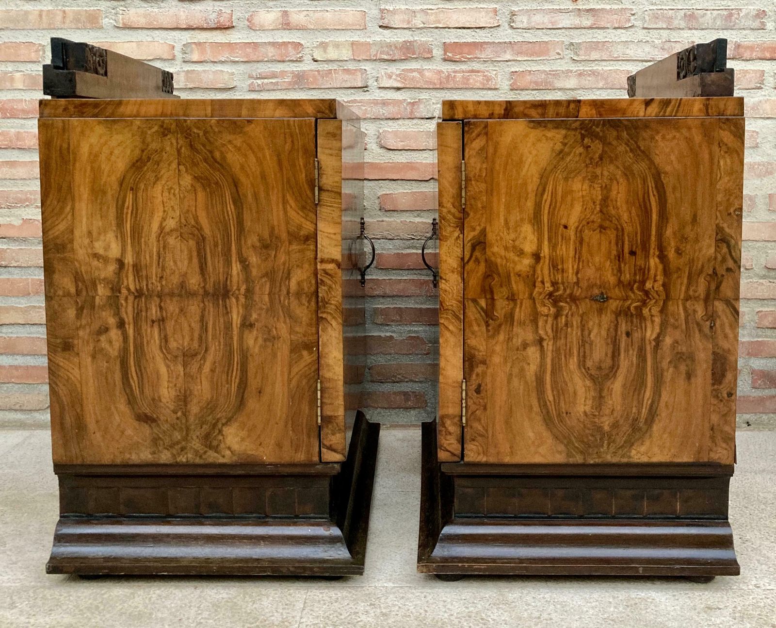 Tables de chevet Art déco, 1930, lot de 2 photo vinterior