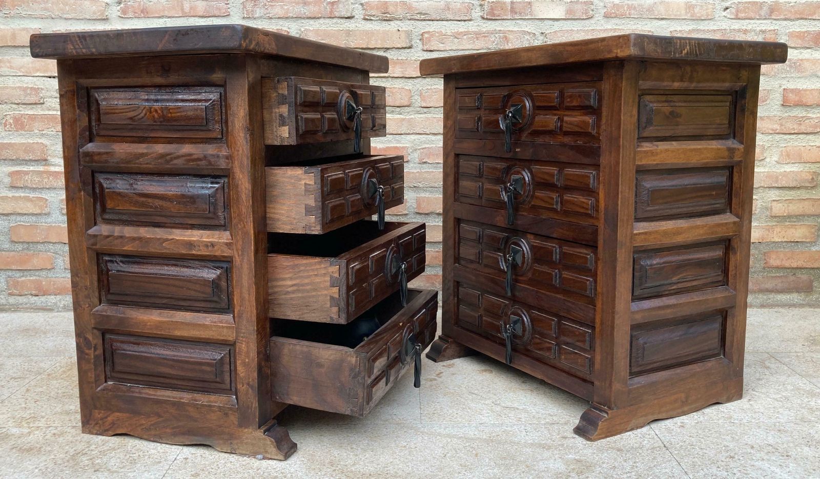 photo furniture Tables de chevet espagnoles à quatre tiroirs et ferrures en fer, années 1950, lot de 2