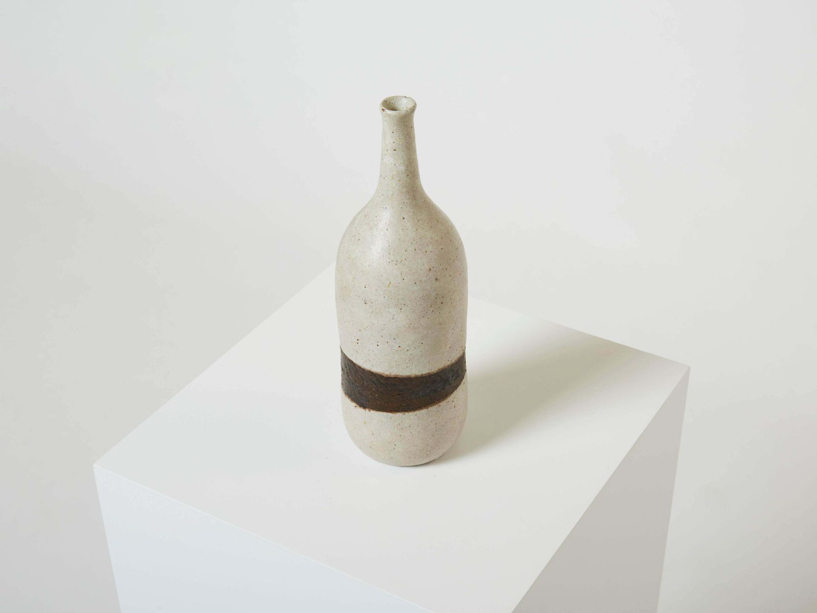 Vase en grès émaillé Bruno Gambone, greige brun, 1970 photo Décoration