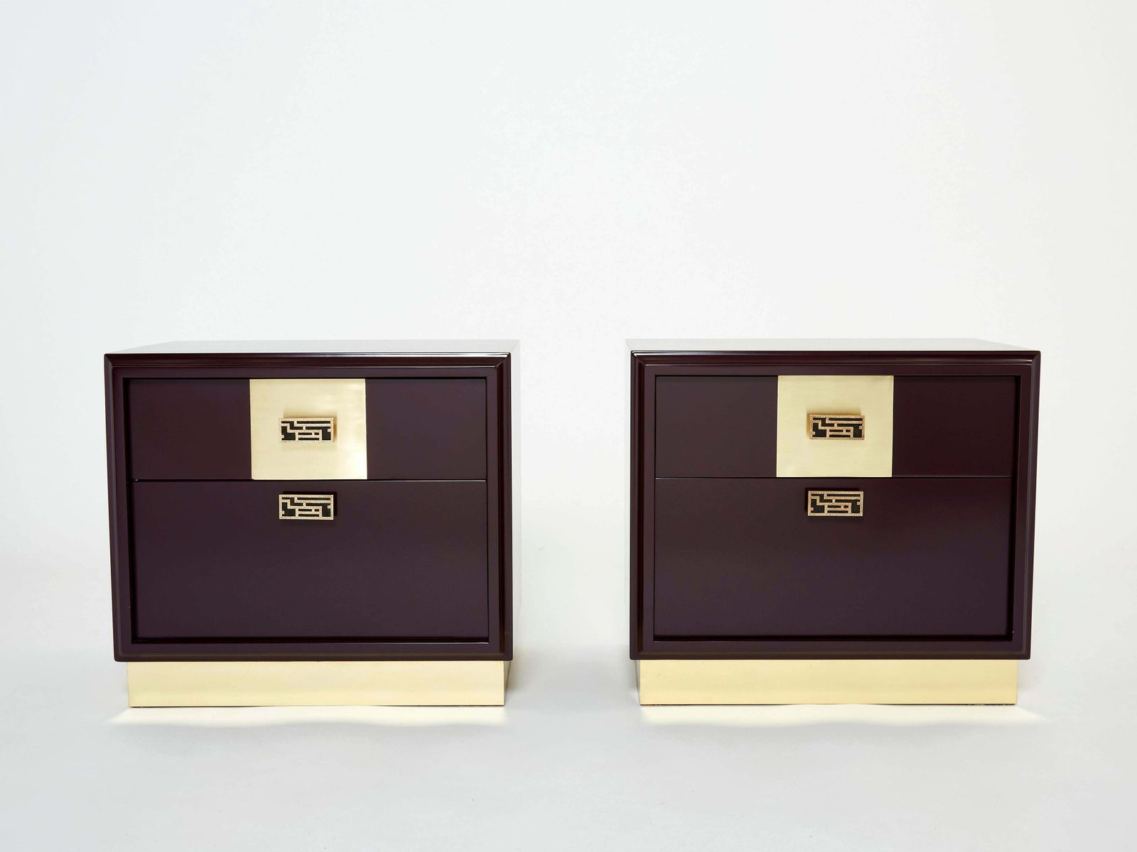 Pair Of Italian Luciano Frigerio Plum Lacquered Brass Nightstands Tables, 1970s photo Furniture