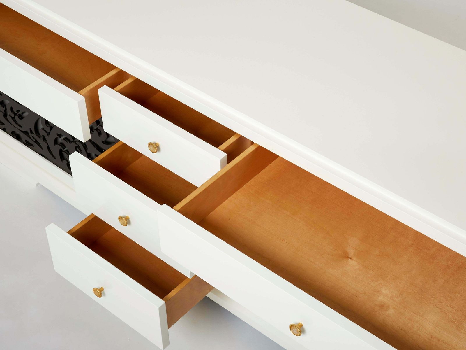 photo furniture Buffet Moucharabieh, par Garouste & Bonetti pour Christian Lacroix, 1987