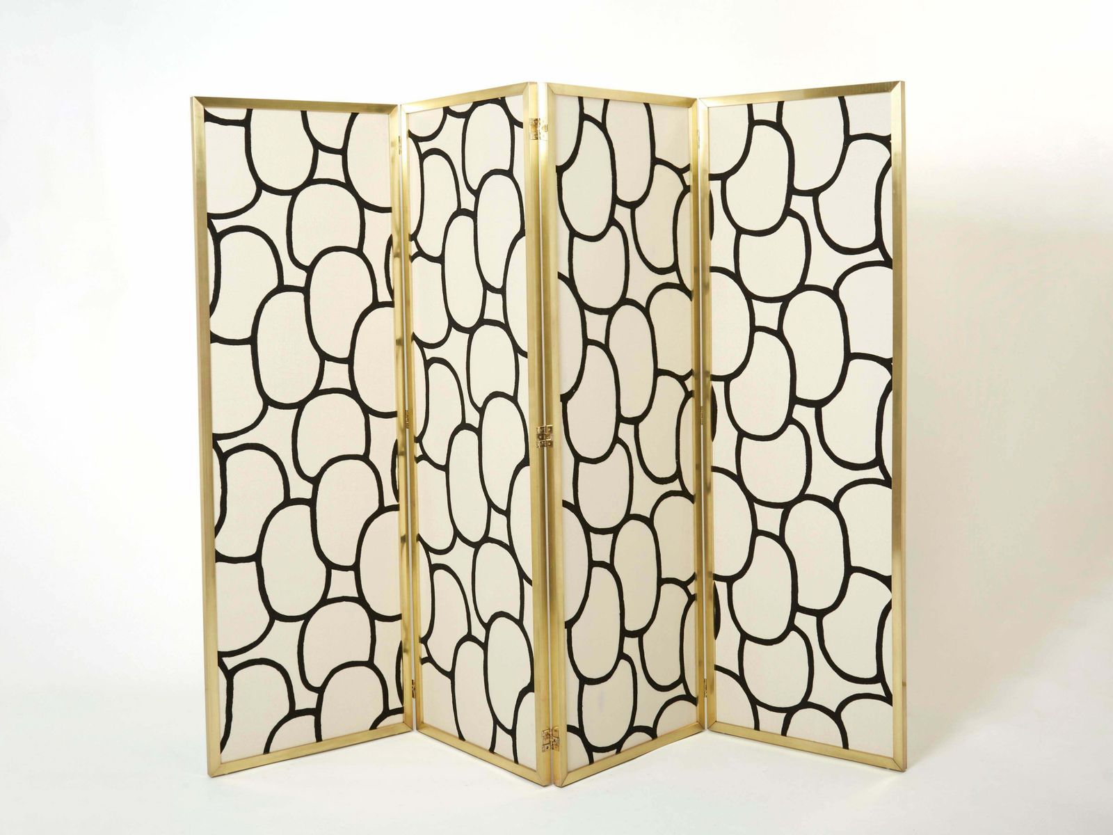Paravent quatre panneaux en laiton et tissu de soie Galerie Maison Et Jardin, 1970 photo furniture