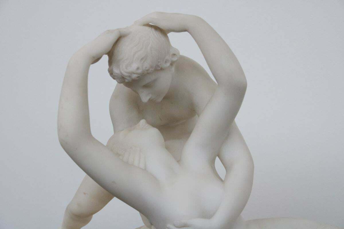 Sculpture Of Psyche Revived By Cupid''S Kiss photo 2000.0