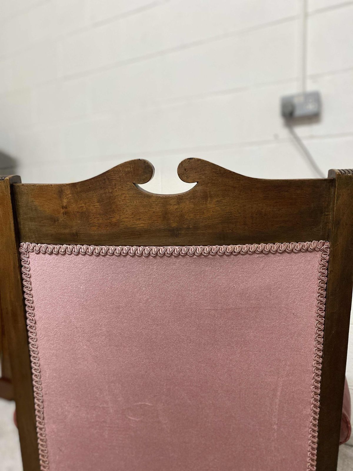 Edwardian Sofa Chair Recently Upholstered (Dimensions Are Not Accurate Please Contact) photo vinterior