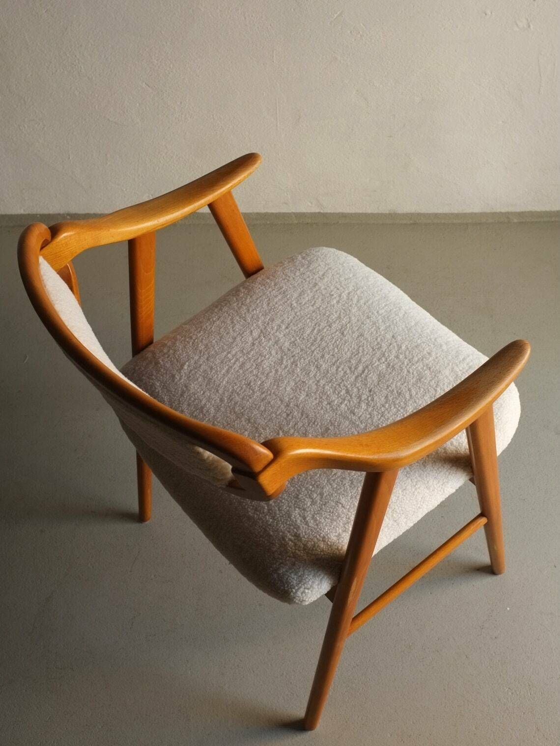 Scandinavian Faux Shearling Chair | White Sheepskin | Vintage photo vinterior