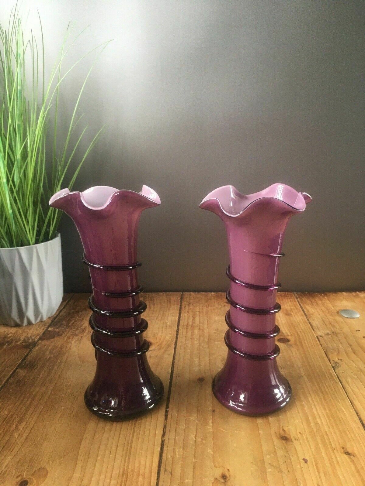 Pair Of Purple Tango Glass Trailed Bud Vases Czechoslovakia Loetz Kralik Welz photo Home Decor