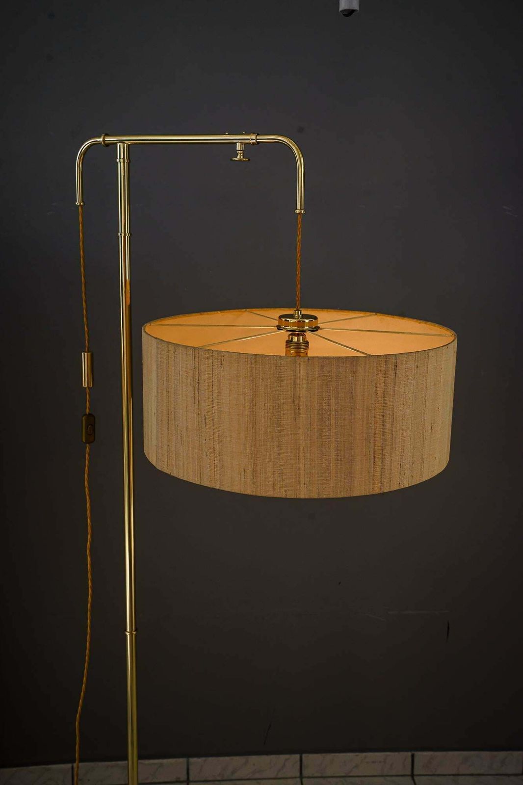 photo vintage Rare And Big Adjustable Floor Lamp With Original Shade By Kalmar Around 1950s