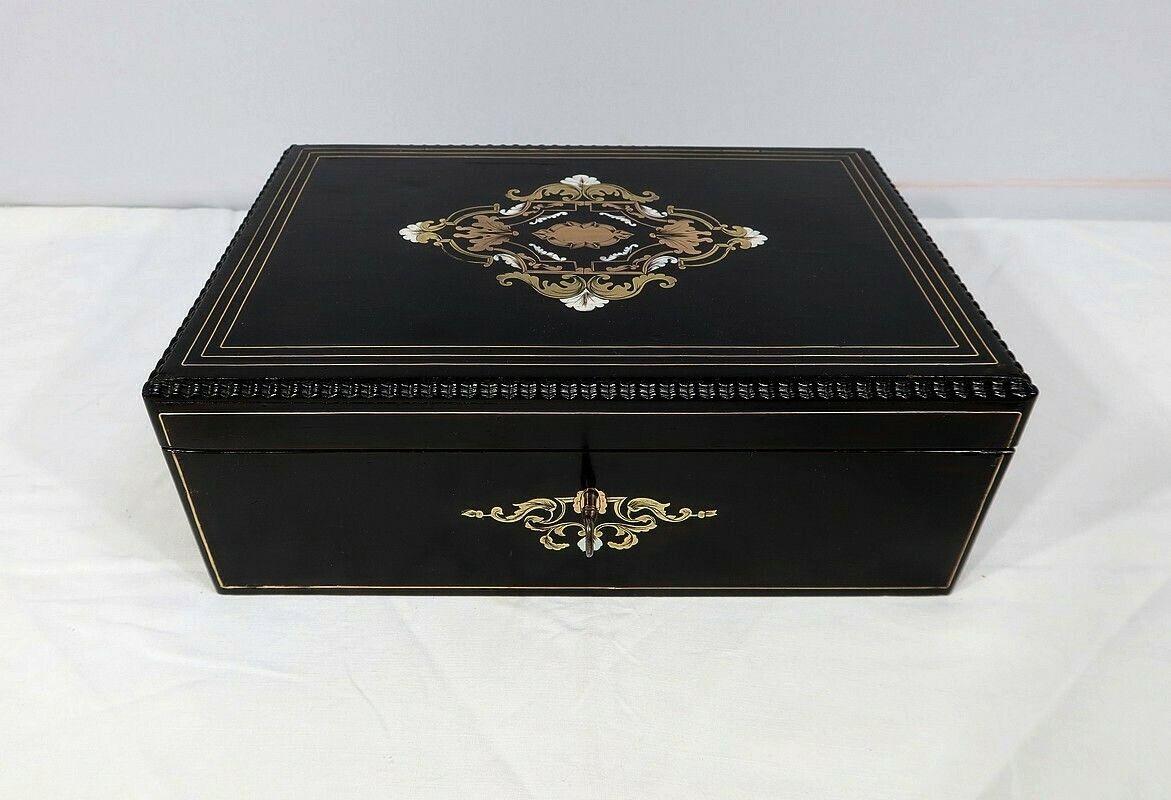Travel Case In Precious Wood And Bone And Brass Inlays, Napoleon III Period – Mid 19th Century photo furniture