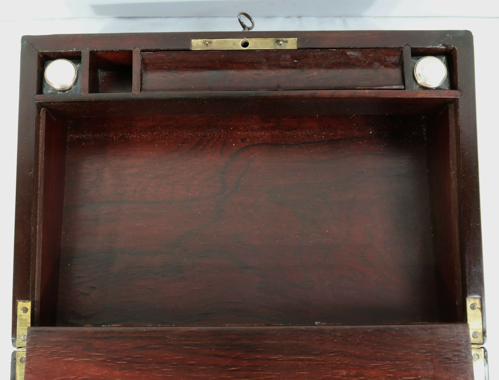 photo vintage Travel Case In Precious Wood And Bone And Brass Inlays, Napoleon III Period – Mid 19th Century