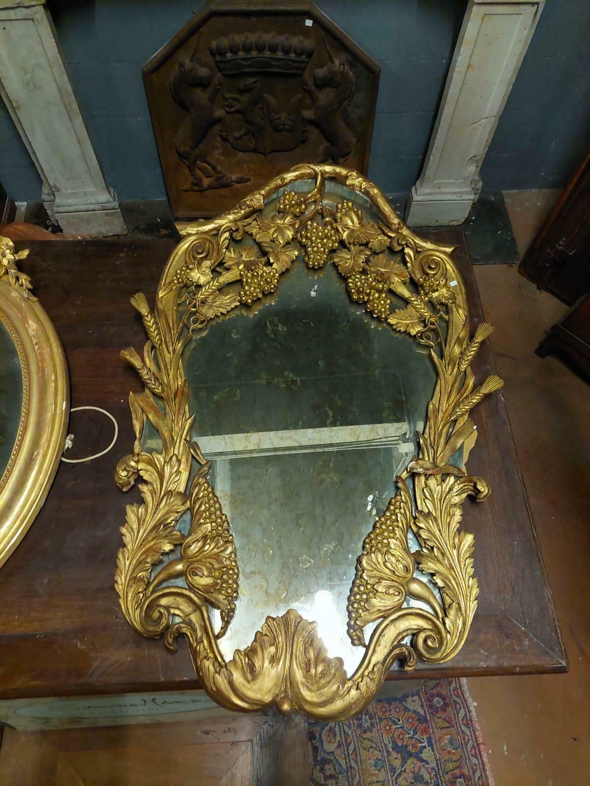photo furniture Mirror Carved With Grapes And Gilded, 19th Century Italy