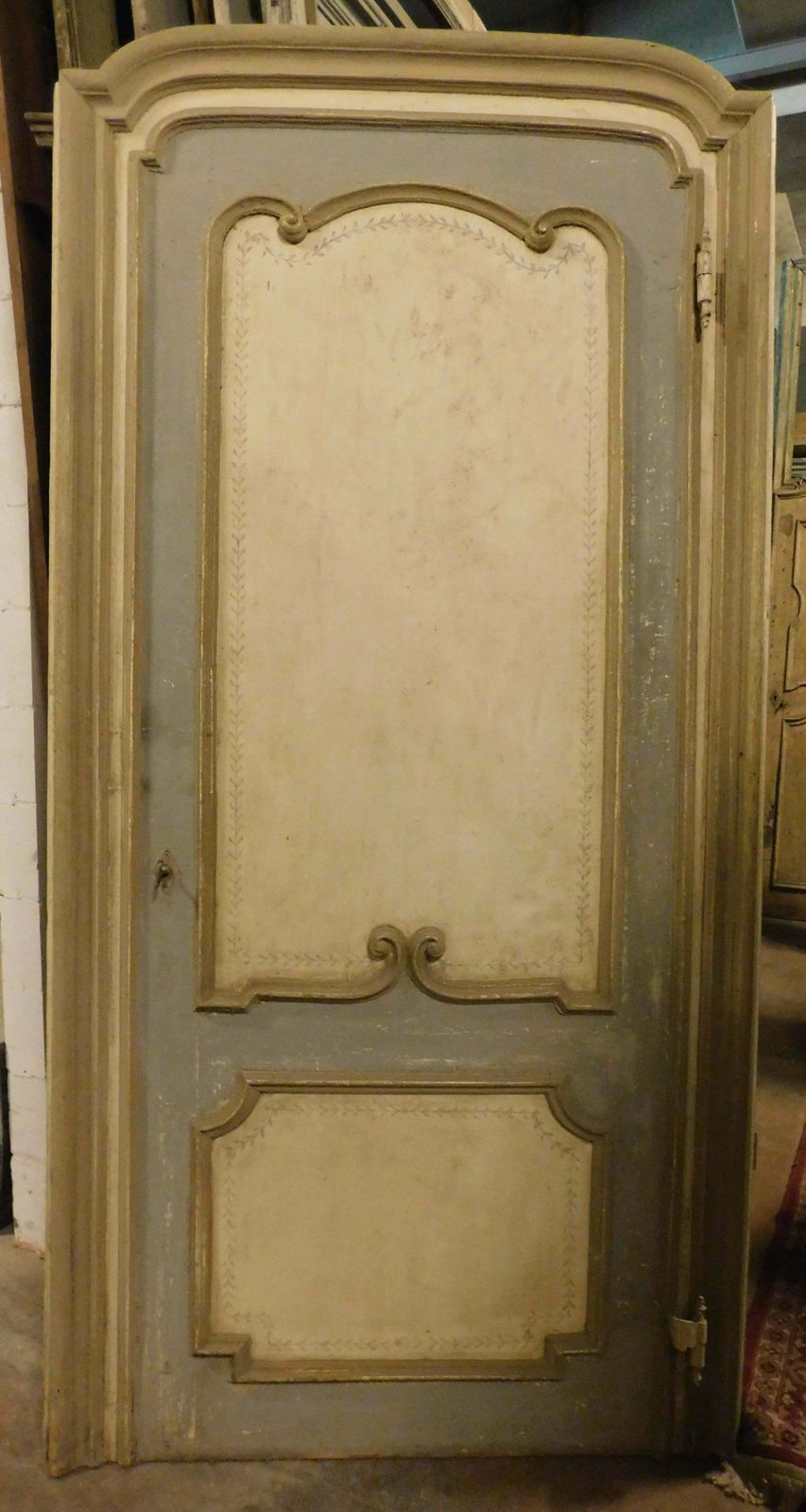 Baroque Door, Sculpted And Lacquered, Arched And Complete With Frame, '700 Italy photo vinterior