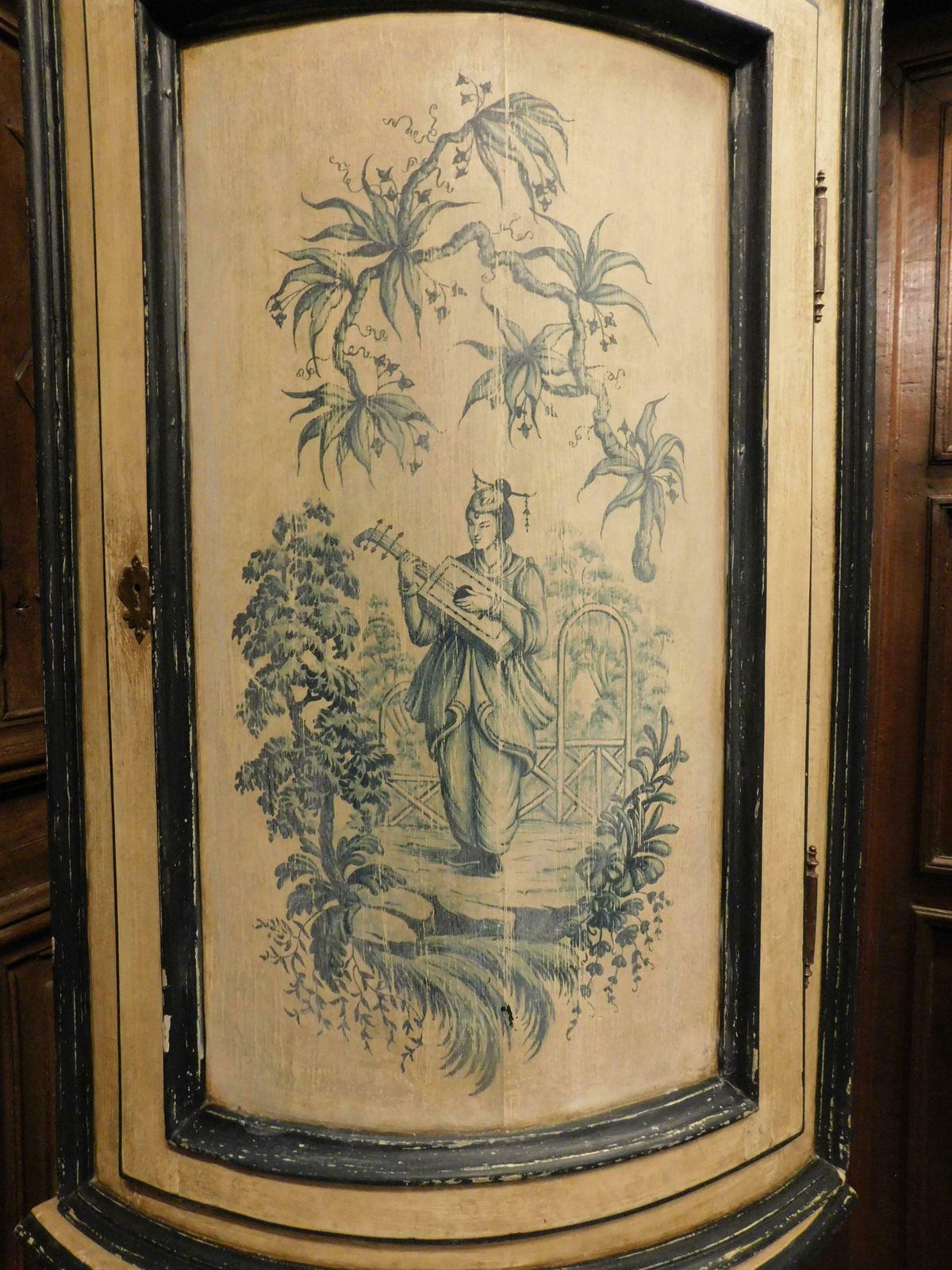 photo for sale Antique Pair Of Corner Cabinets In Lacquered Wood With Chinoiserie, 18th Century