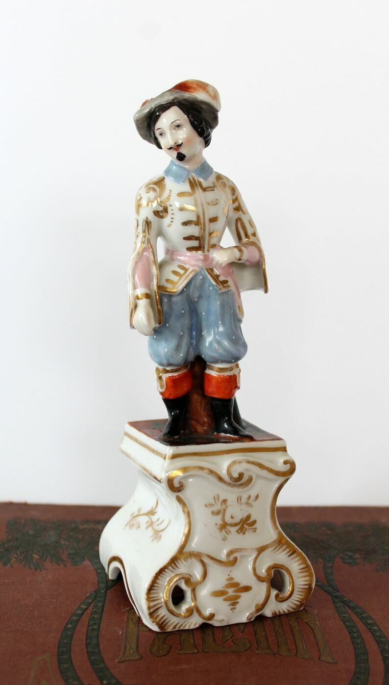 Antique 19th Century Porcelain Figurine, Porcelain Of Paris Or Brussels, Polychrome And Gold Painted, Pen Quill Holder, Style Jacob Petit